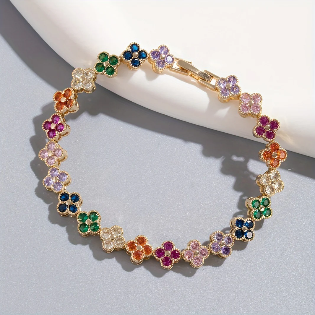 Dainty Clover Bracelet - Image 3