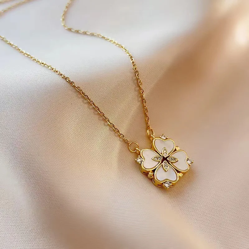 Eternal Clover Necklace - Mother of Pearl Limited Edition - Image 3
