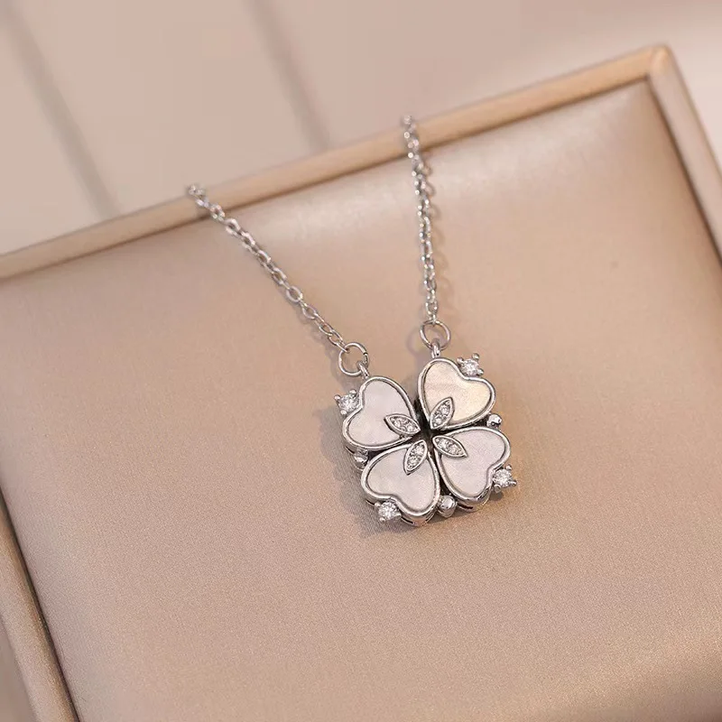 Eternal Clover Necklace - Mother of Pearl Limited Edition - Image 4