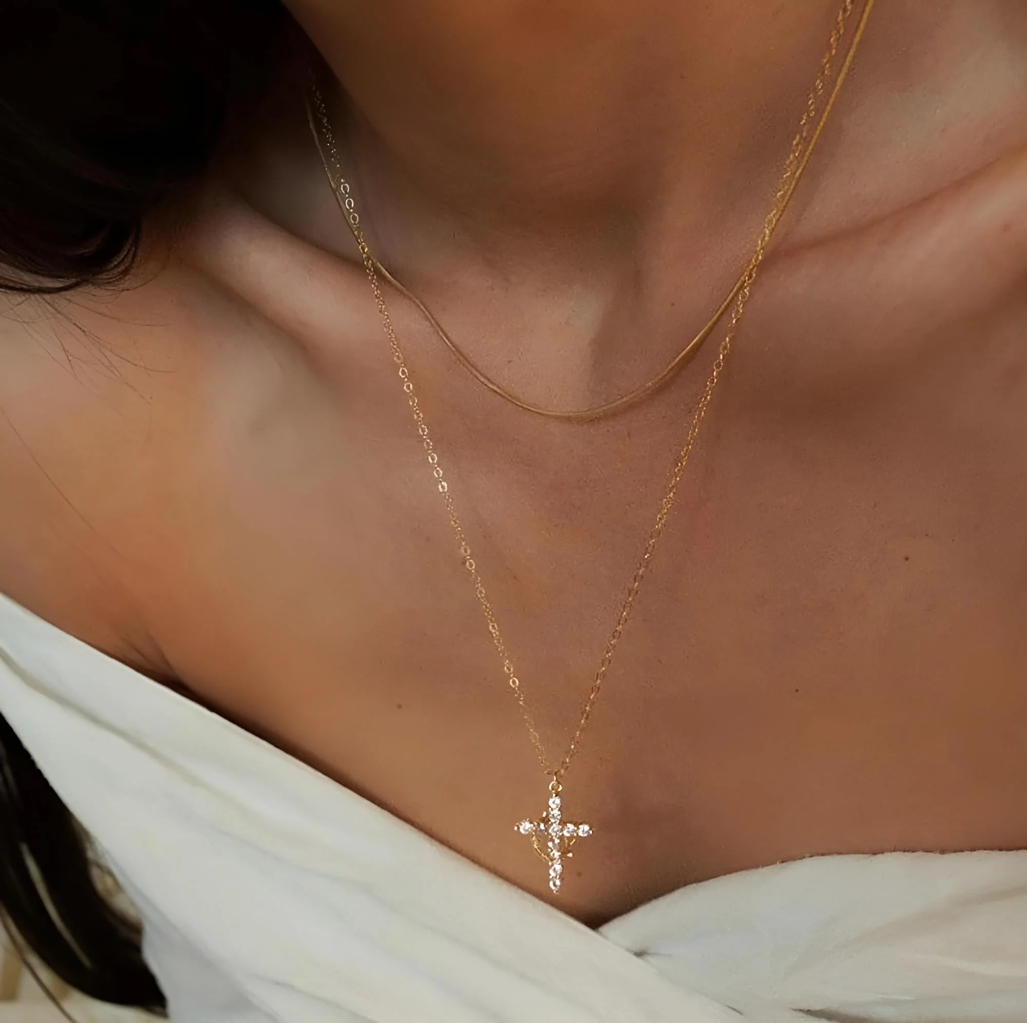 Noble Cross Crown Necklace - Image 2