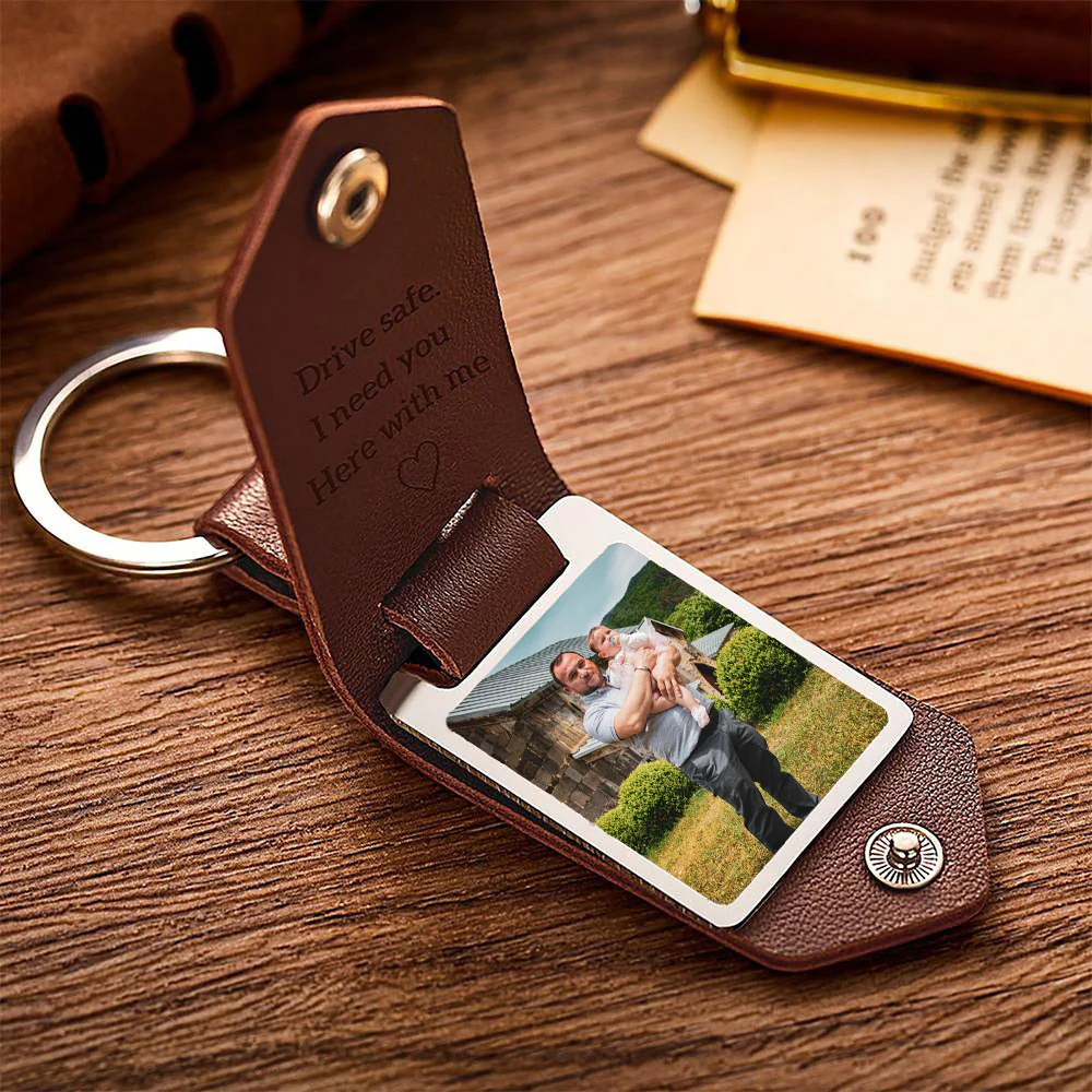 Personalized Leather Keychain - Father's Day - Image 4