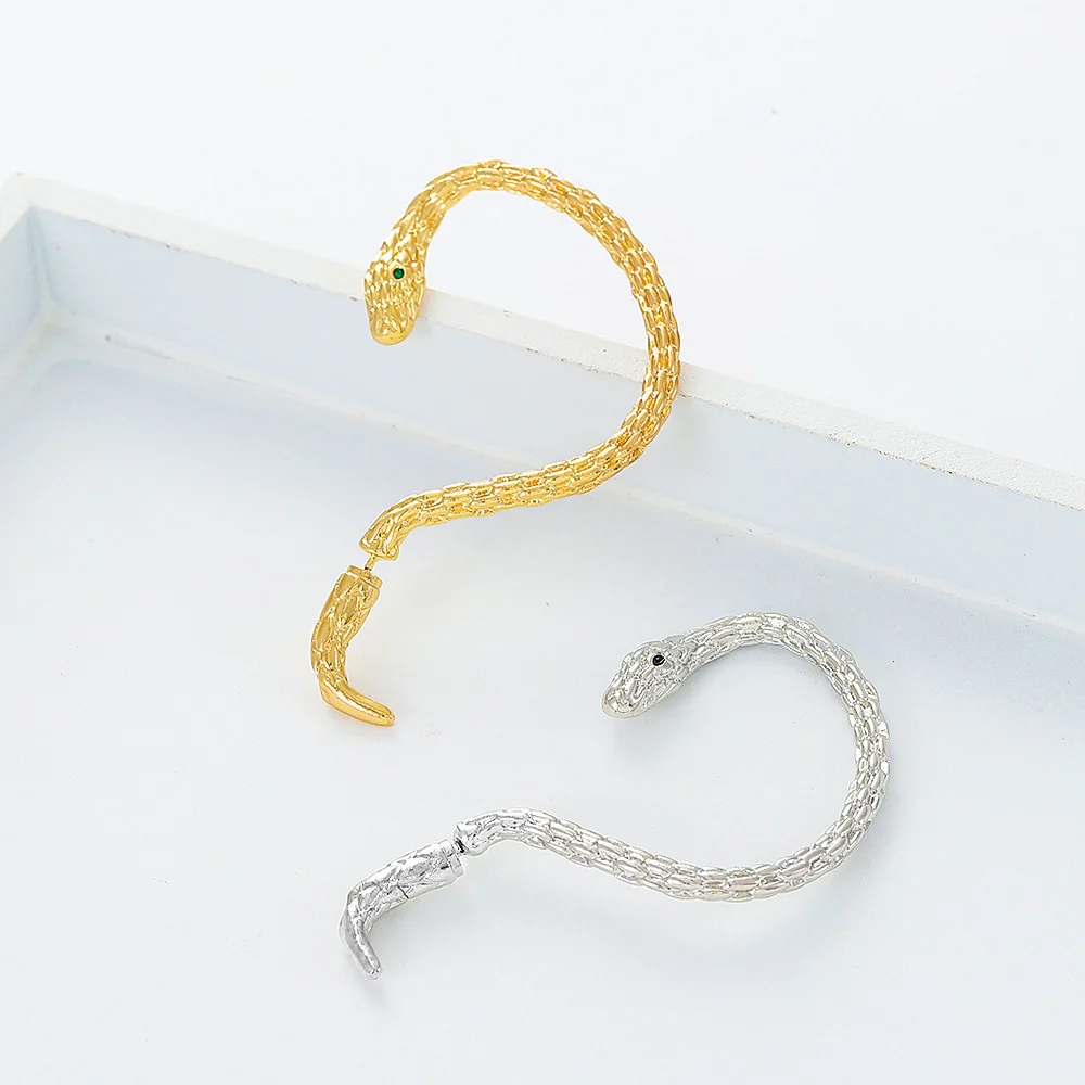 Slytherin Ear Cuff - Image 2